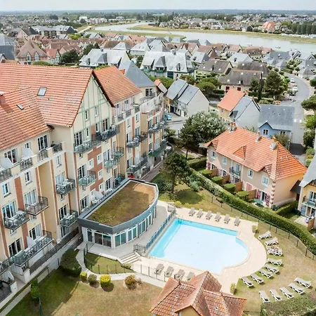 Appart hôtel Pierre&vacances Port Guillaume 3*