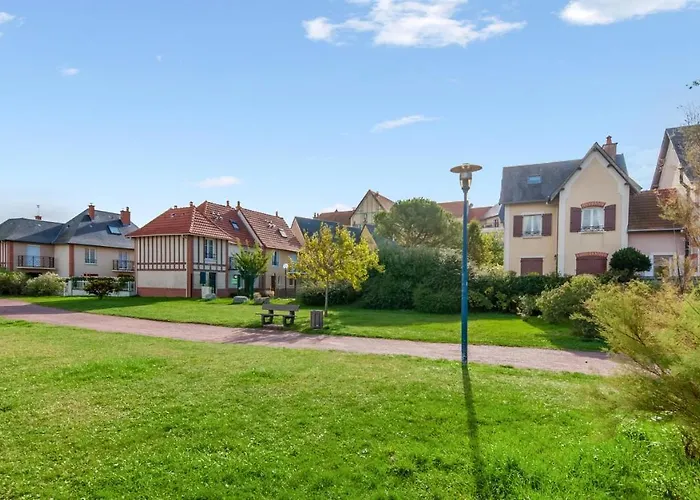 Pierre & Port Guillaume 아파트호텔