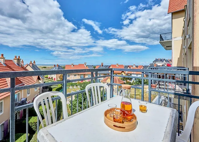 Pierre & Port Guillaume 아파트호텔 4*