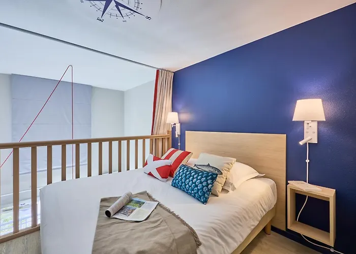 Pierre & Port Guillaume 4* 디베쉬르메르