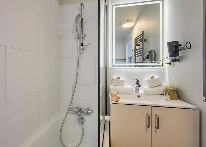 Pierre & Port Guillaume 아파트호텔 4*