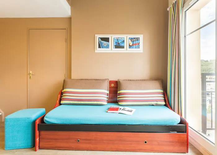 Pierre & Port Guillaume