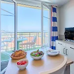 Apartmanhotel Pierre & Port Guillaume 4*