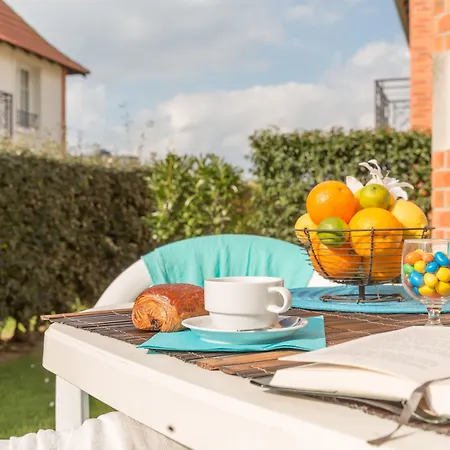 Aparthotel Pierre & Port Guillaume 4*