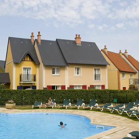Aparthotel Pierre & Port Guillaume 4*