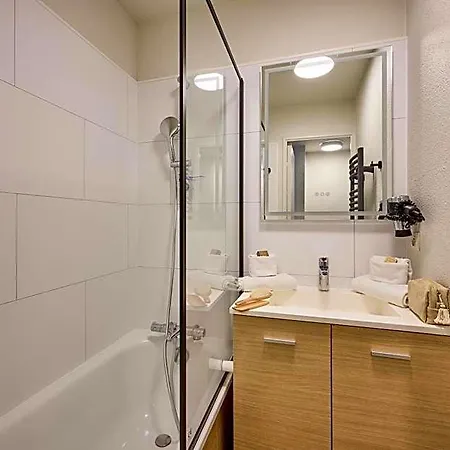 Apart-hotel Pierre & Port Guillaume 3*