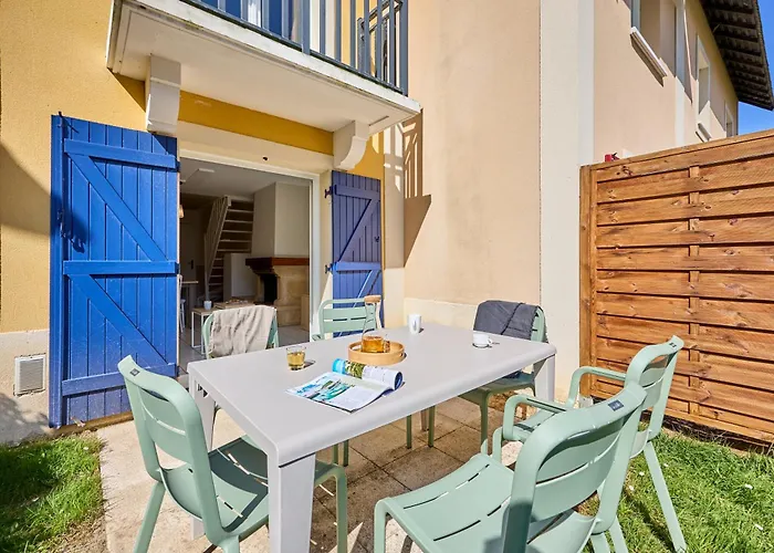 Pierre & Port Guillaume