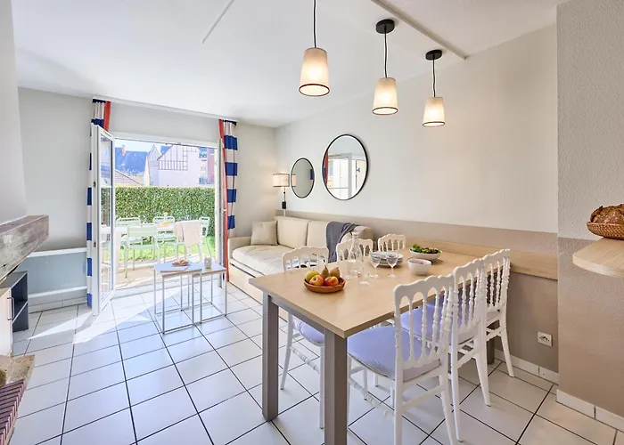 Apart-hotel Pierre & Port Guillaume