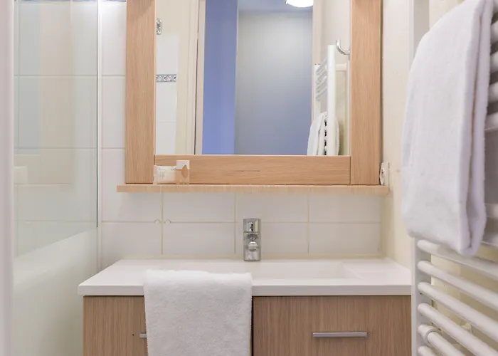 Pierre & Port Guillaume